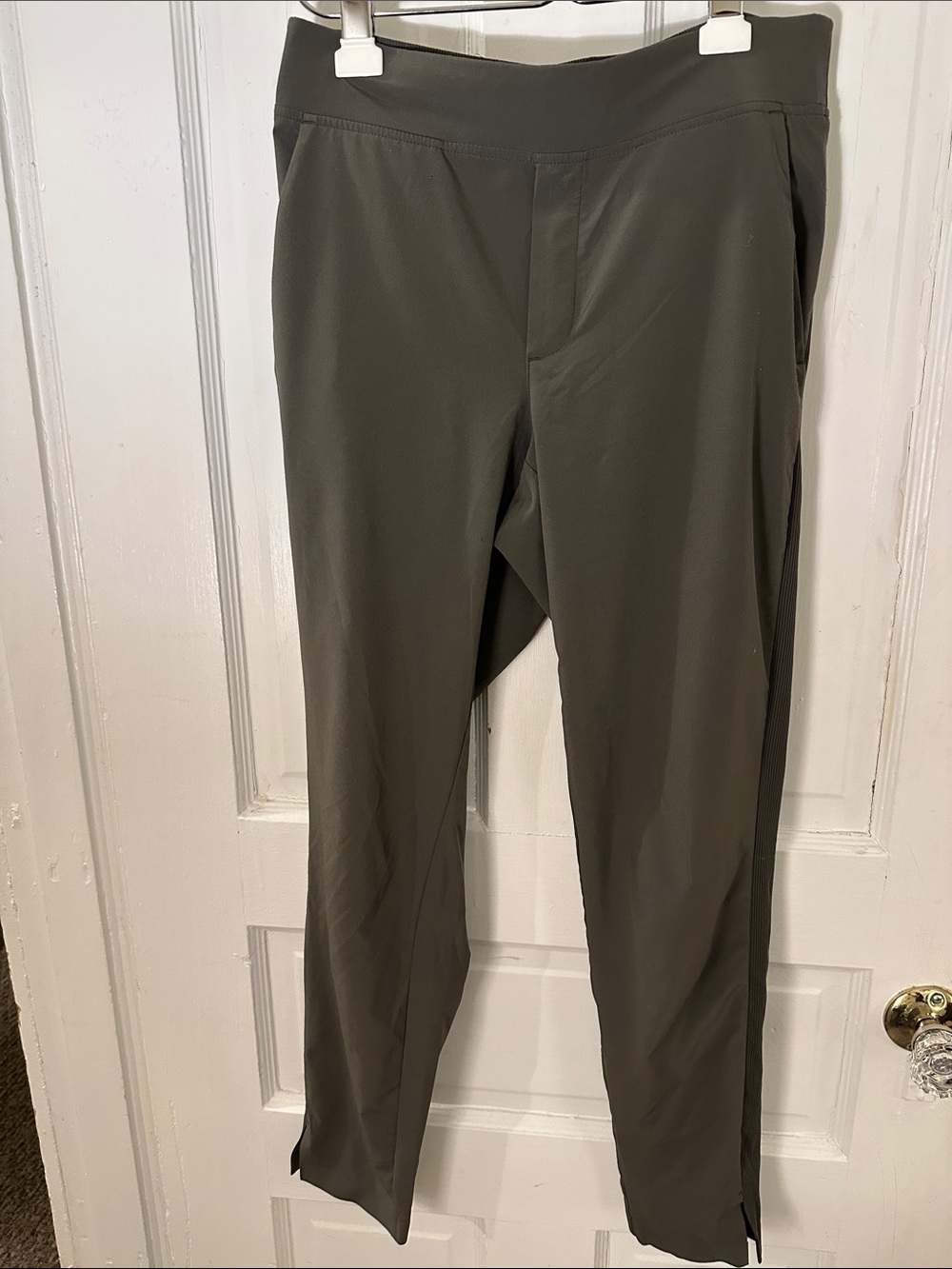 Athleta Women’s Brooklyn Mid-Rise Pant
